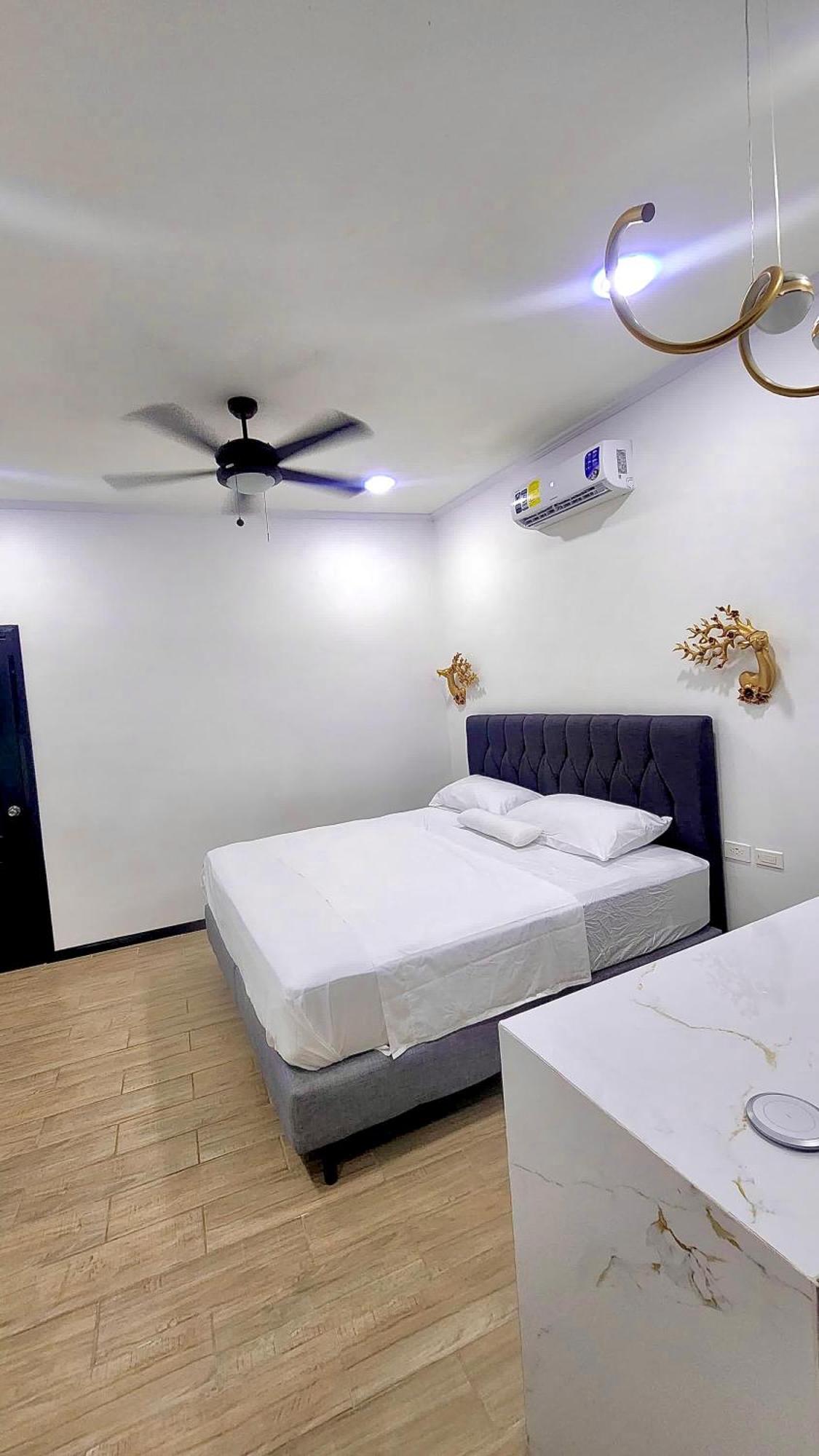 H Et L Apartment Тортугеро Екстериор снимка